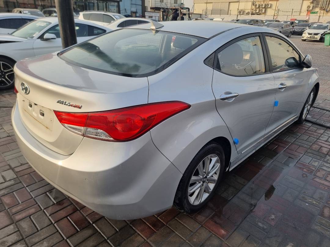 2011 HYUNDAI AVANTE — 154189 KM — Lot 124587 — Main - Marhaba Auctions Used Cars - Image 4