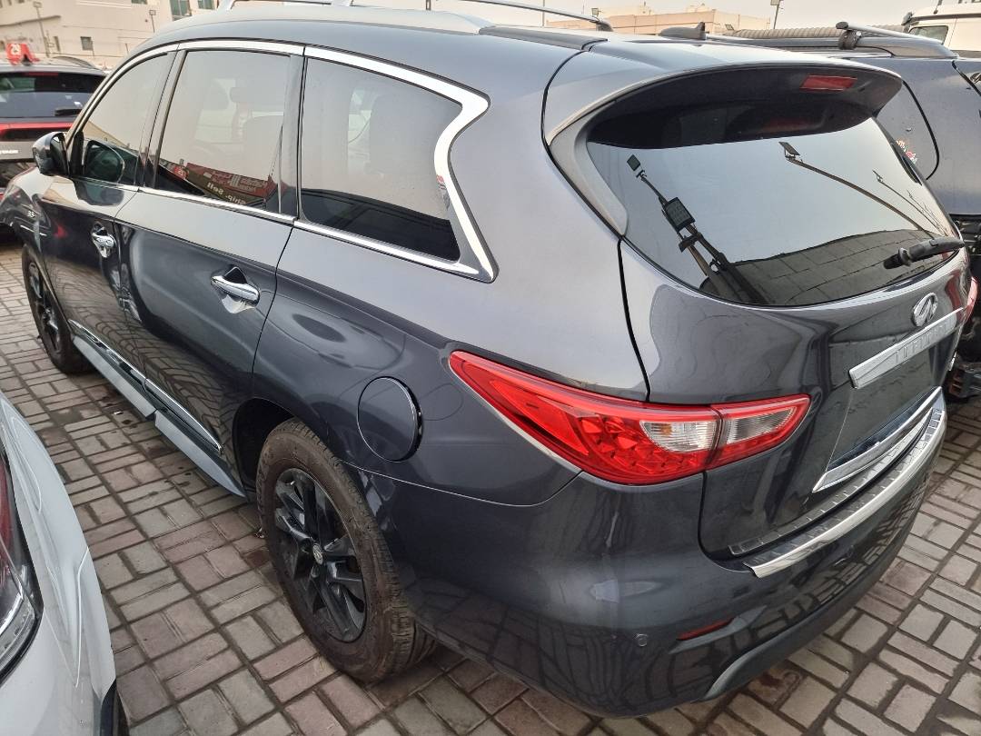 2014 INFINITI QX60 — 141867 Miles — Lot 25993 — Ind. 12 - Marhaba Auctions Used Cars - Image 4