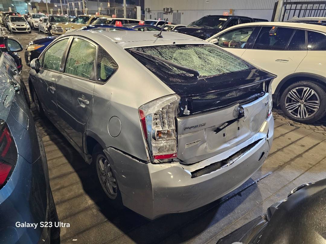 2011 TOYOTA PRIUS — 168374 Miles — Lot B1467859 — Main - Marhaba Auctions Used Cars - Image 5