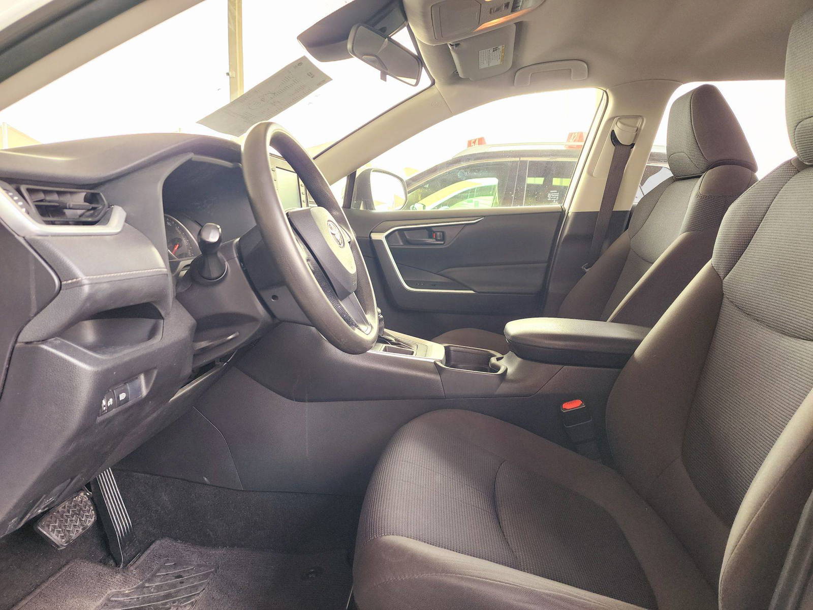 2020 TOYOTA RAV4 — 188569 Miles — Lot D054121 — Souq - Marhaba Auctions Used Cars - Image 8