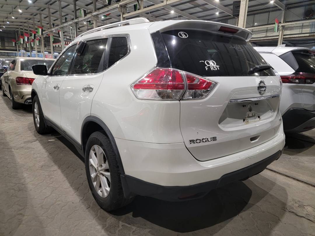 2015 NISSAN ROGUE — 185786 Miles — Lot P574825 — Main - Marhaba Auctions Used Cars - Image 4