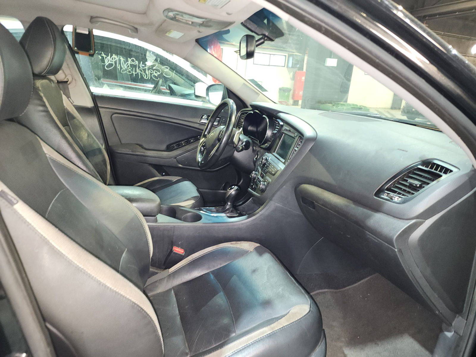 2012 KIA OPTIMA — 188012 Miles — Lot 13468 — Al Quoz - Marhaba Auctions Used Cars - Image 11