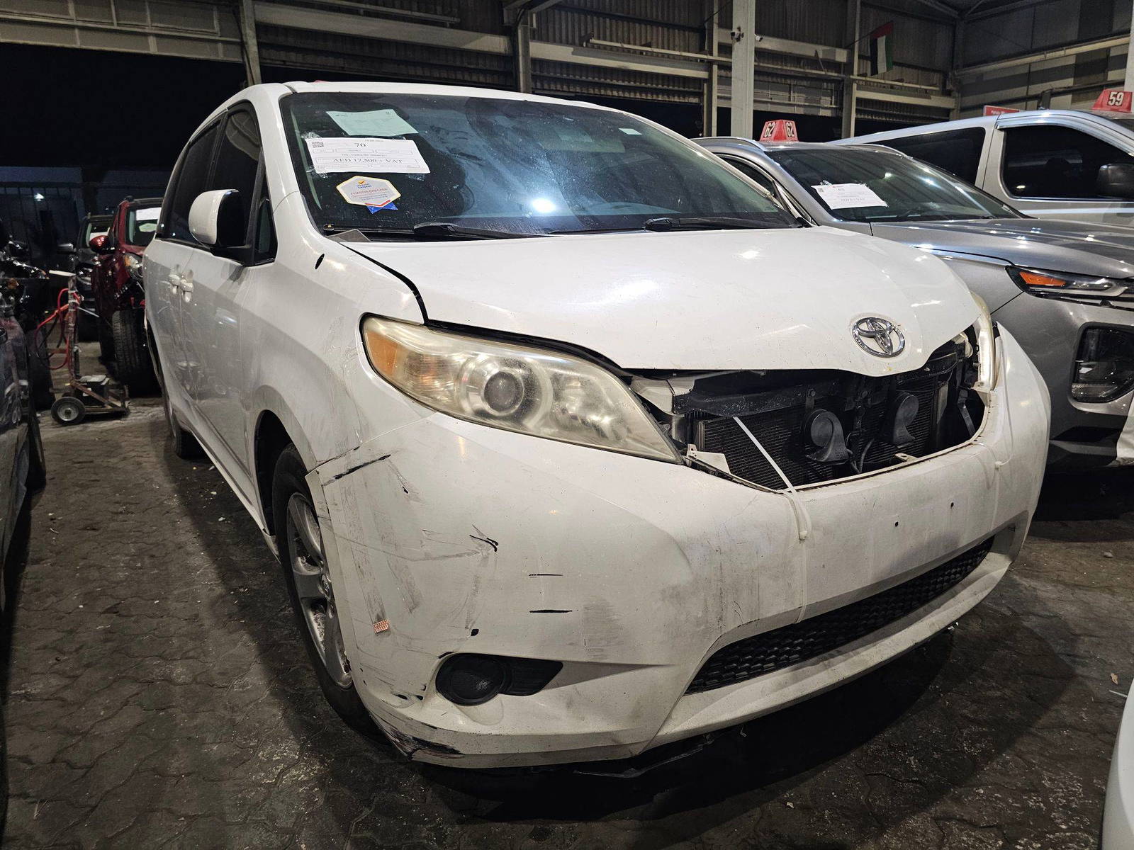 TOYOTA SIENNA 2011 - Marhaba Auction Used Cars - Image 3