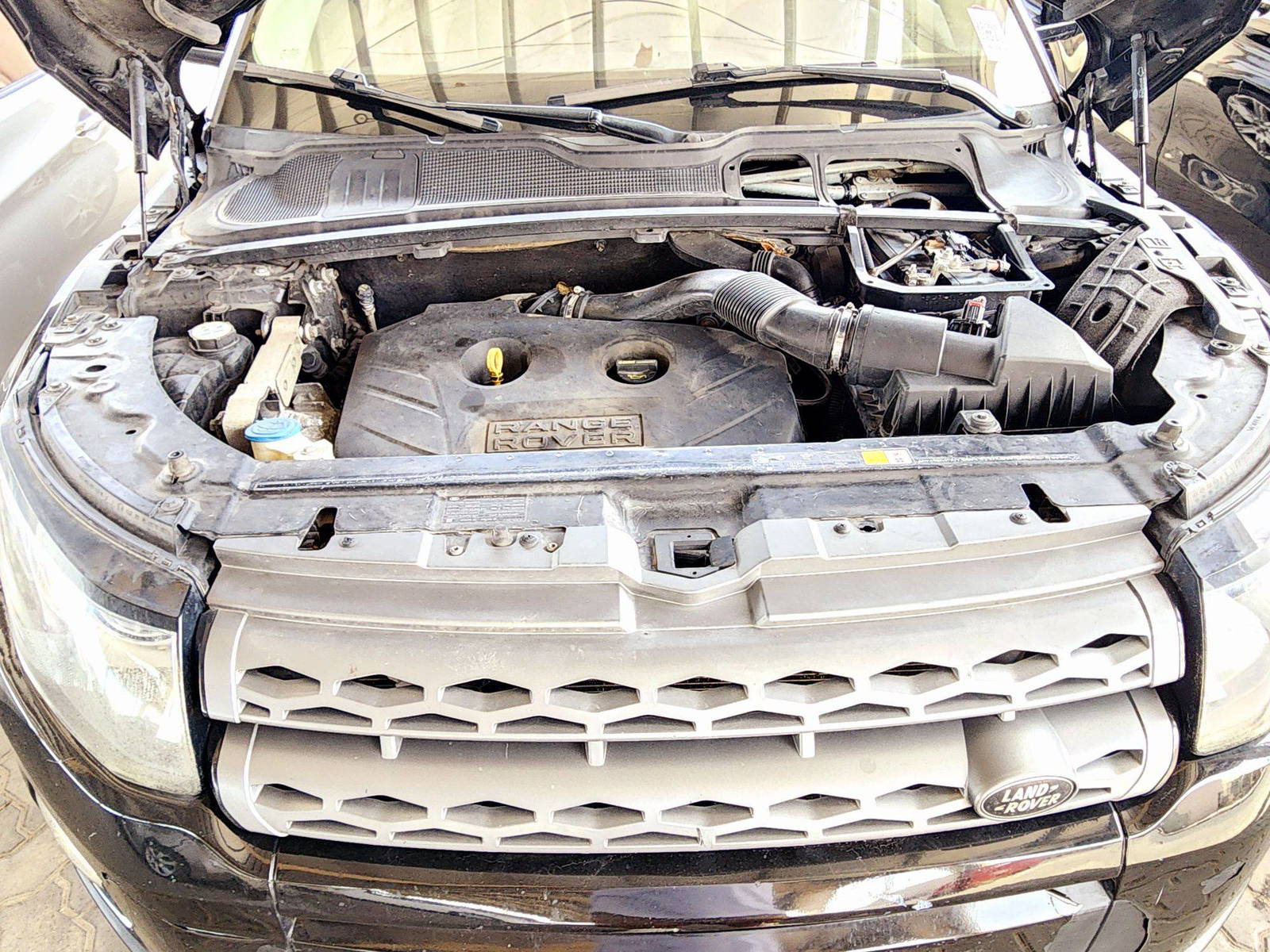 2013 LAND ROVER RANGE ROVER EVOQUE — 163385 Miles — Lot DH717069 — Souq - Marhaba Auctions Used Cars - Image 12