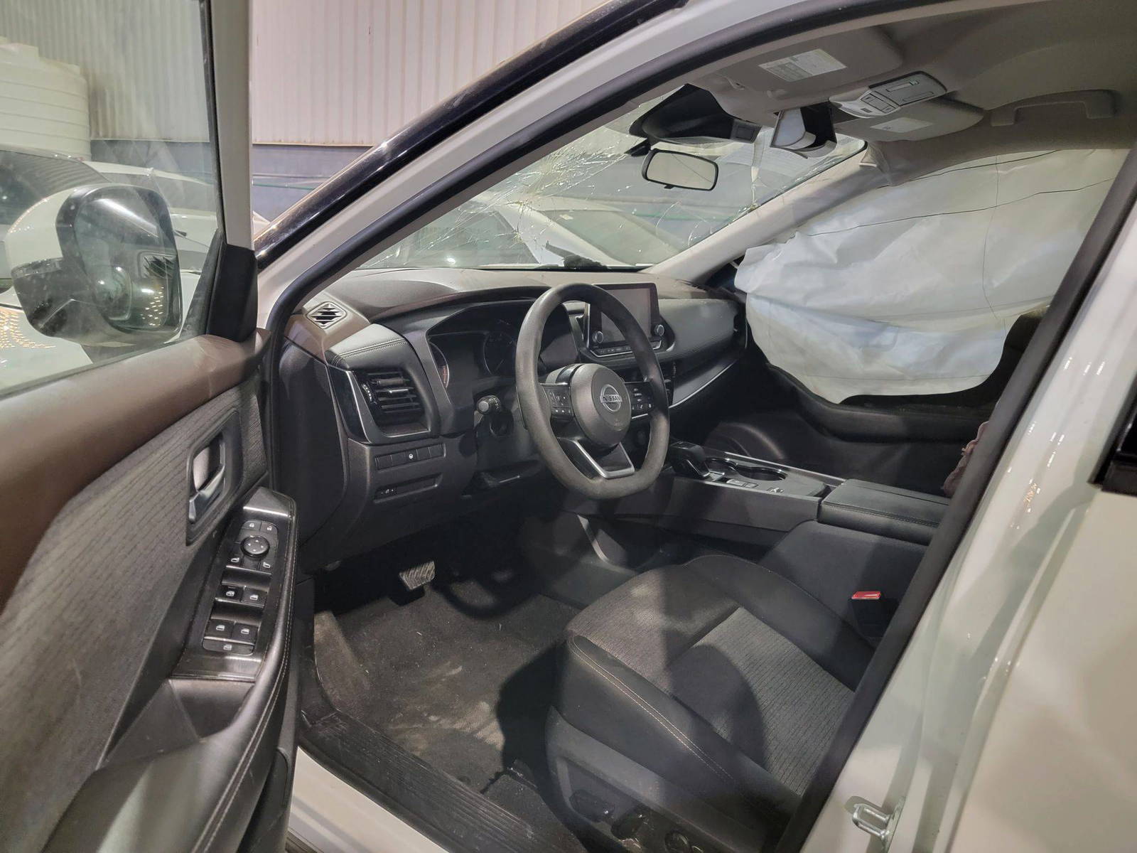 NISSAN ROGUE 2021 - Marhaba Auction Used Cars - Image 8