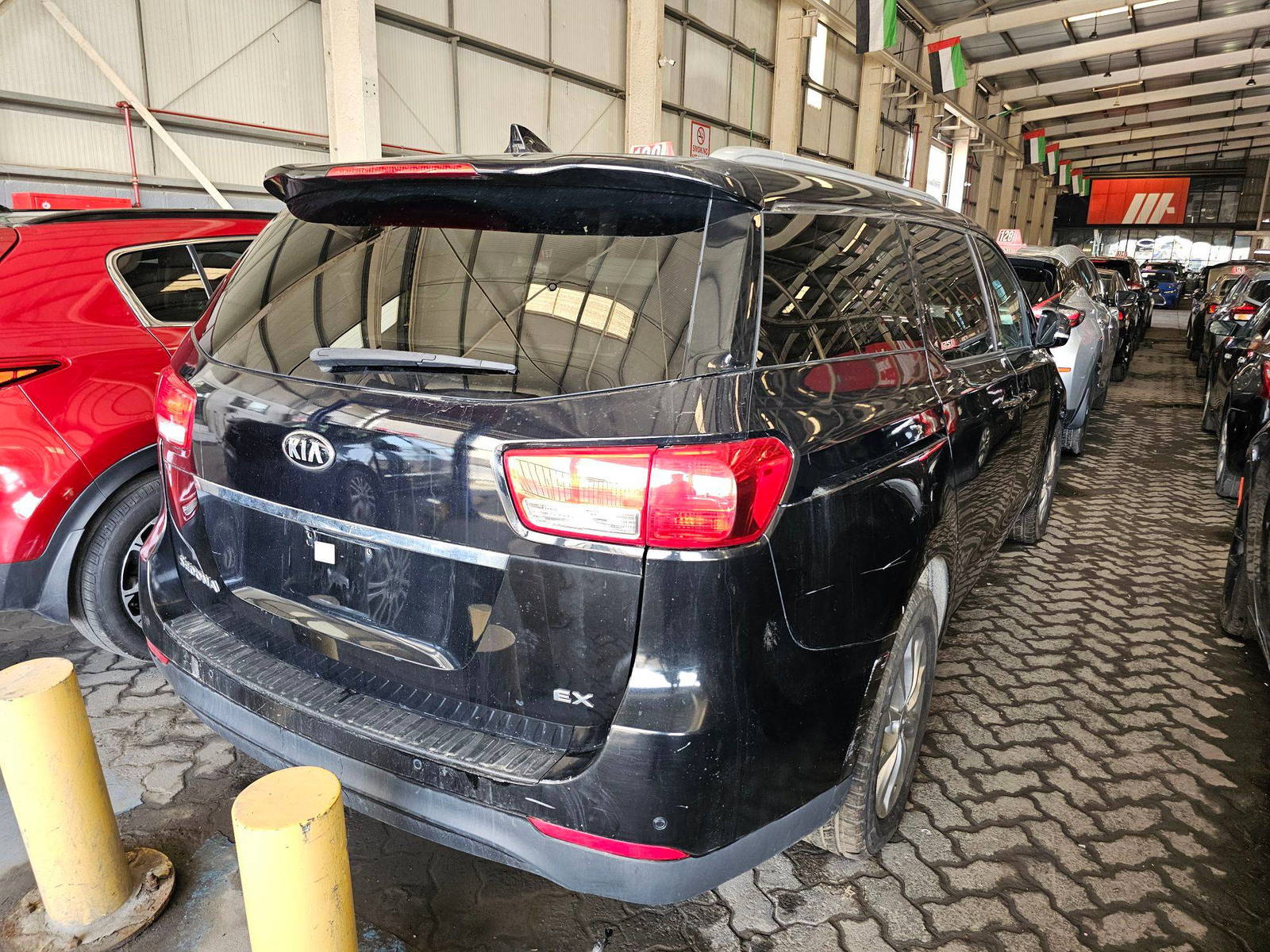 2018 KIA SEDONA — 78688 Miles — Lot 90447245 - Marhaba Auctions Used Cars - Image 6