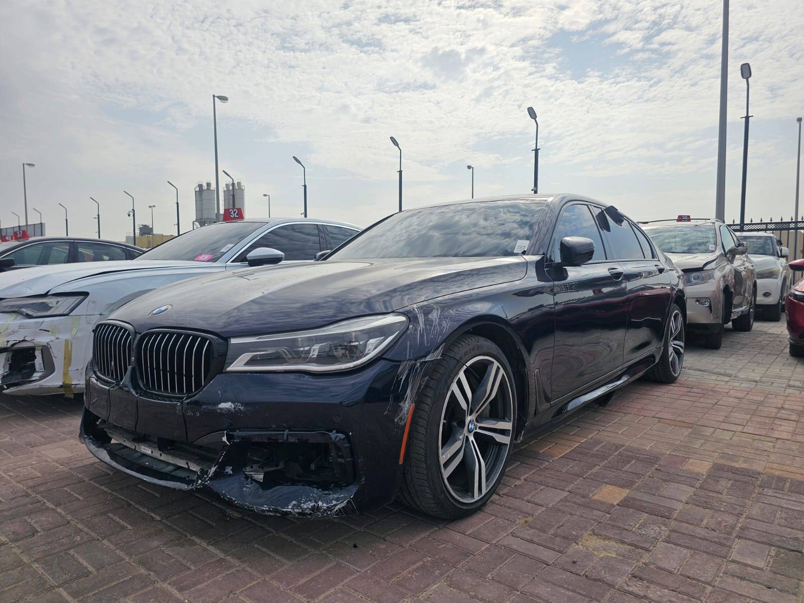 2019 BMW 750 I — 105864 Miles — Lot 24657 — Al Sajaa - Marhaba Auctions Used Cars - Image 7