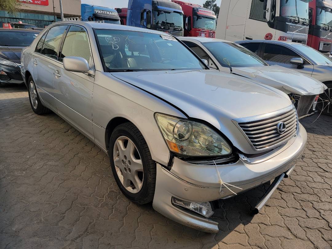 2005 LEXUS LS 430 — 222628 Miles — Lot 55000424 — Main - Marhaba Auctions Used Cars - Image 4