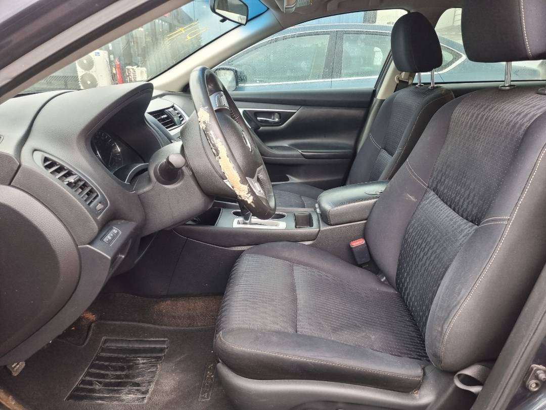 2017 NISSAN ALTIMA — 146383 Miles — Lot 215487 — Ind. 12 - Marhaba Auctions Used Cars - Image 6