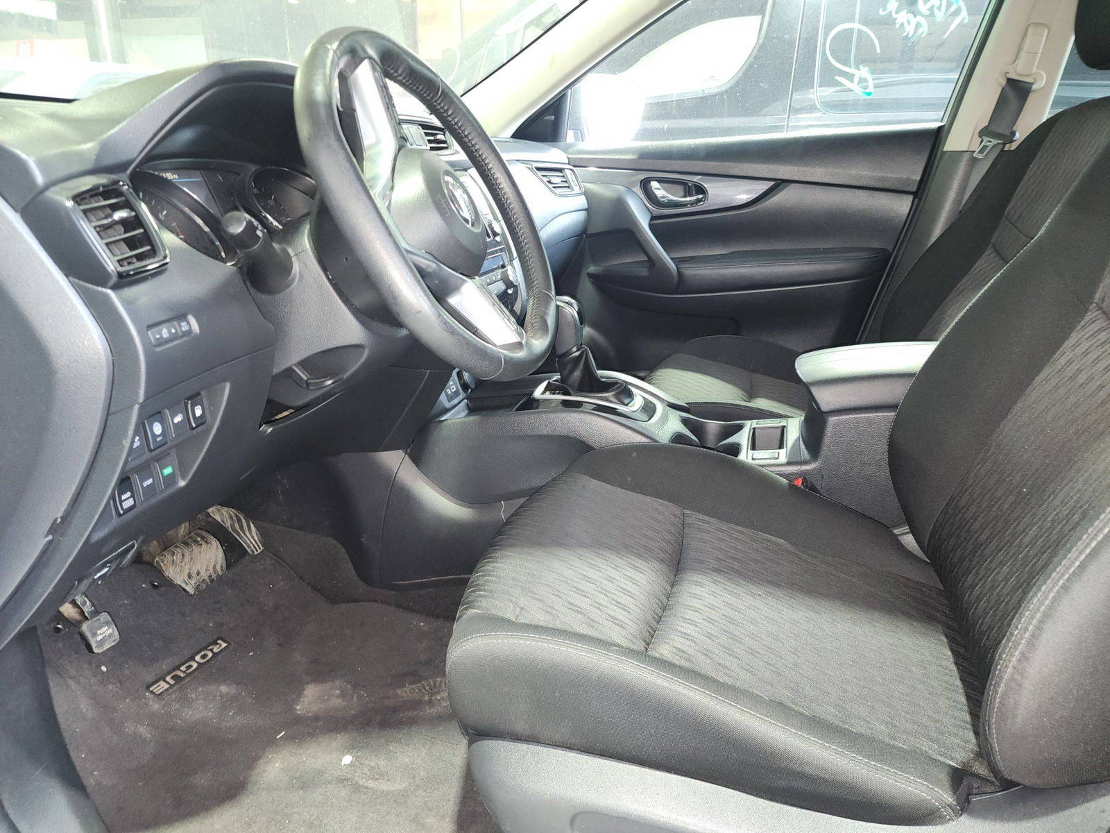 2020 NISSAN ROGUE — 110705 Miles — Lot V5LP521336 — Al Quoz - Marhaba Auctions Used Cars - Image 9