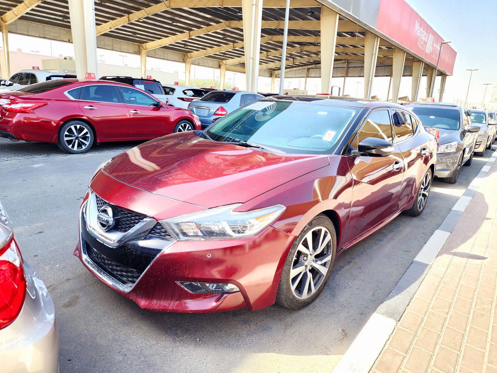 2016 NISSAN MAXIMA — 122481 Miles — Lot XGC386814 — Souq - Marhaba Auctions Used Cars - Image 4