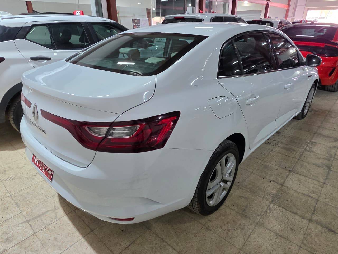 2020 RENAULT MEGAN — 148560 KM — Lot R524784 - Marhaba Auctions Used Cars - Image 5