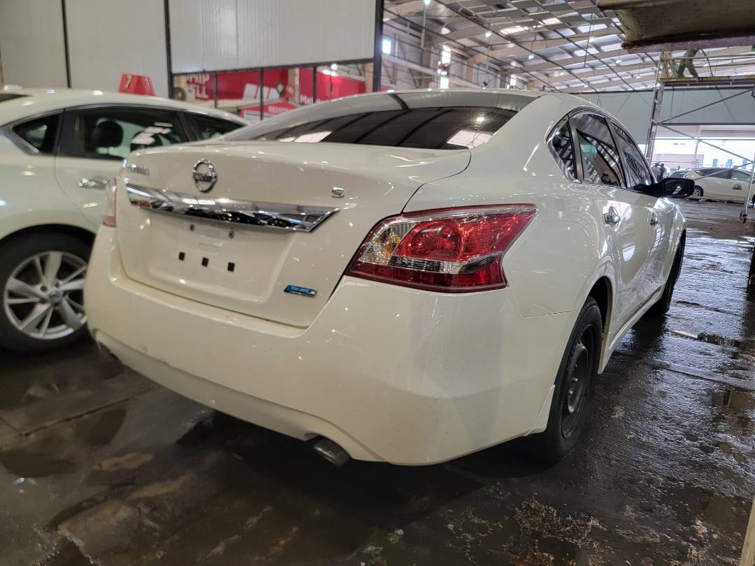2013 NISSAN ALTIMA — 183366 Miles — Lot 41933132 — Main - Marhaba Auctions Used Cars - Image 3