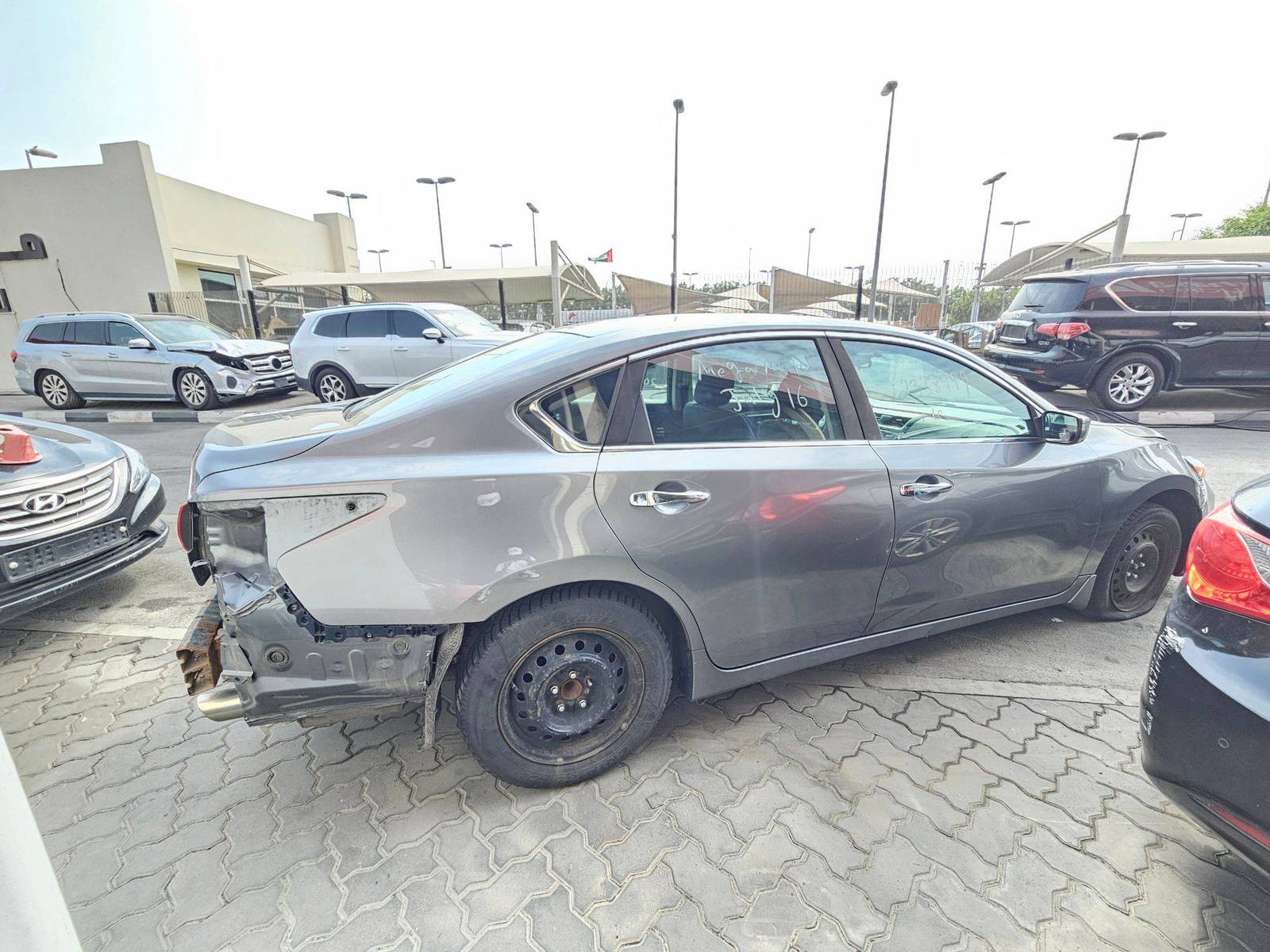 2016 NISSAN ALTIMA — 205696 KM — Lot 12338999 — Main - Marhaba Auctions Used Cars - Image 4