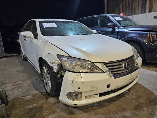 2011 LEXUS ES 350 at Marhaba Auctions