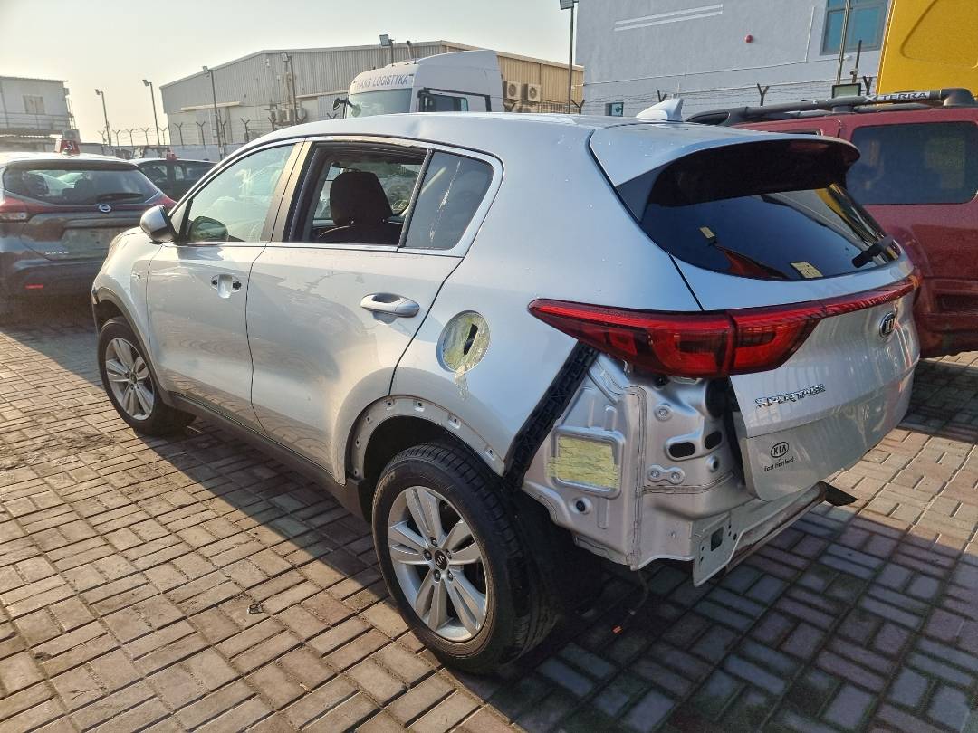 2019 KIA SPORTAGE — 74843 Miles — Lot 7543053 — Souq - Marhaba Auctions Used Cars - Image 5