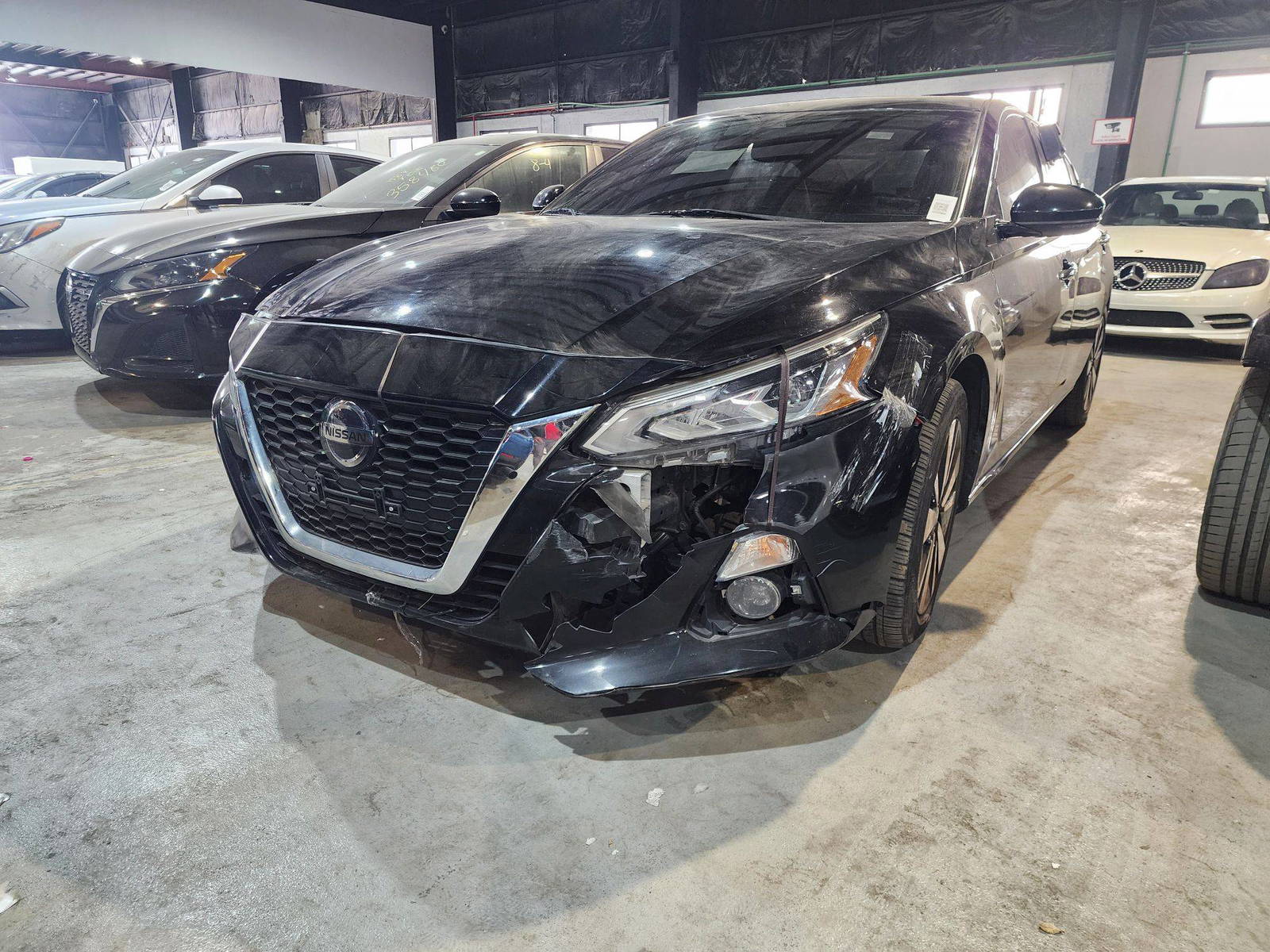 2020 NISSAN ALTIMA — 120907 Miles — Lot 2711009 — Souq - Marhaba Auctions Used Cars - Image 3