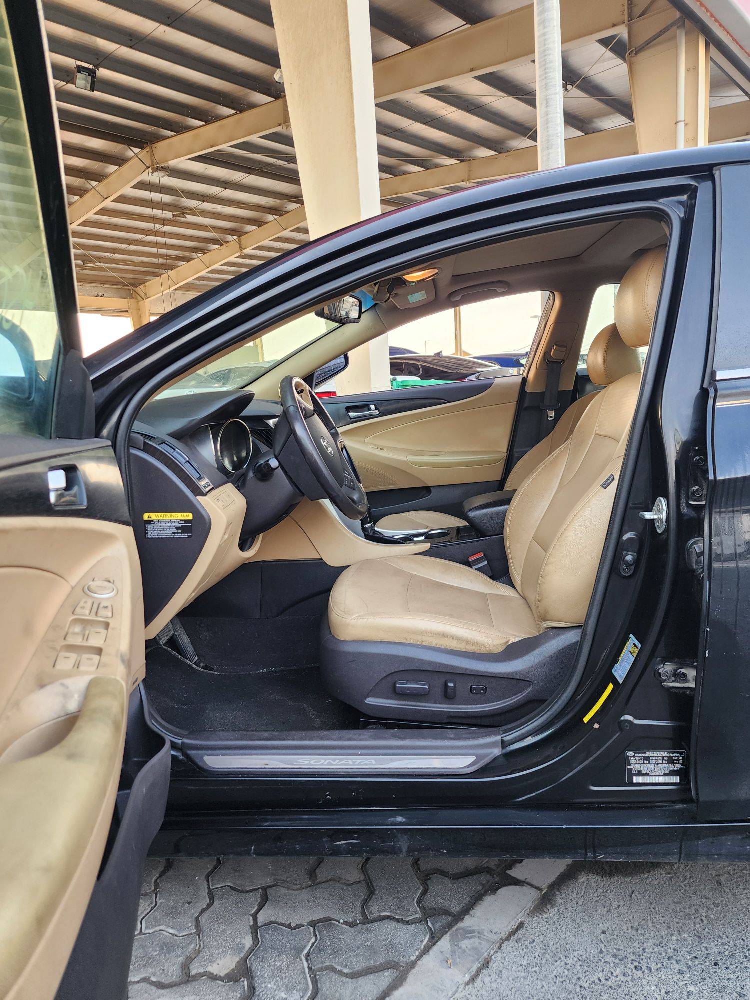 2013 HYUNDAI SONATA — 140430 Miles — Lot 45059574 — Souq - Marhaba Auctions Used Cars - Image 11