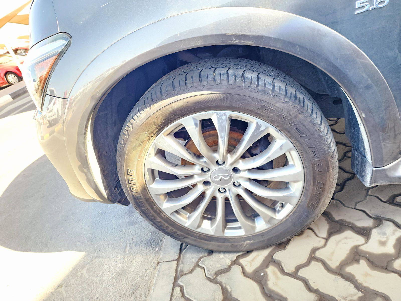 2015 INFINITI QX80 — 154333 Miles — Lot 65805134 — Souq - Marhaba Auctions Used Cars - Image 11