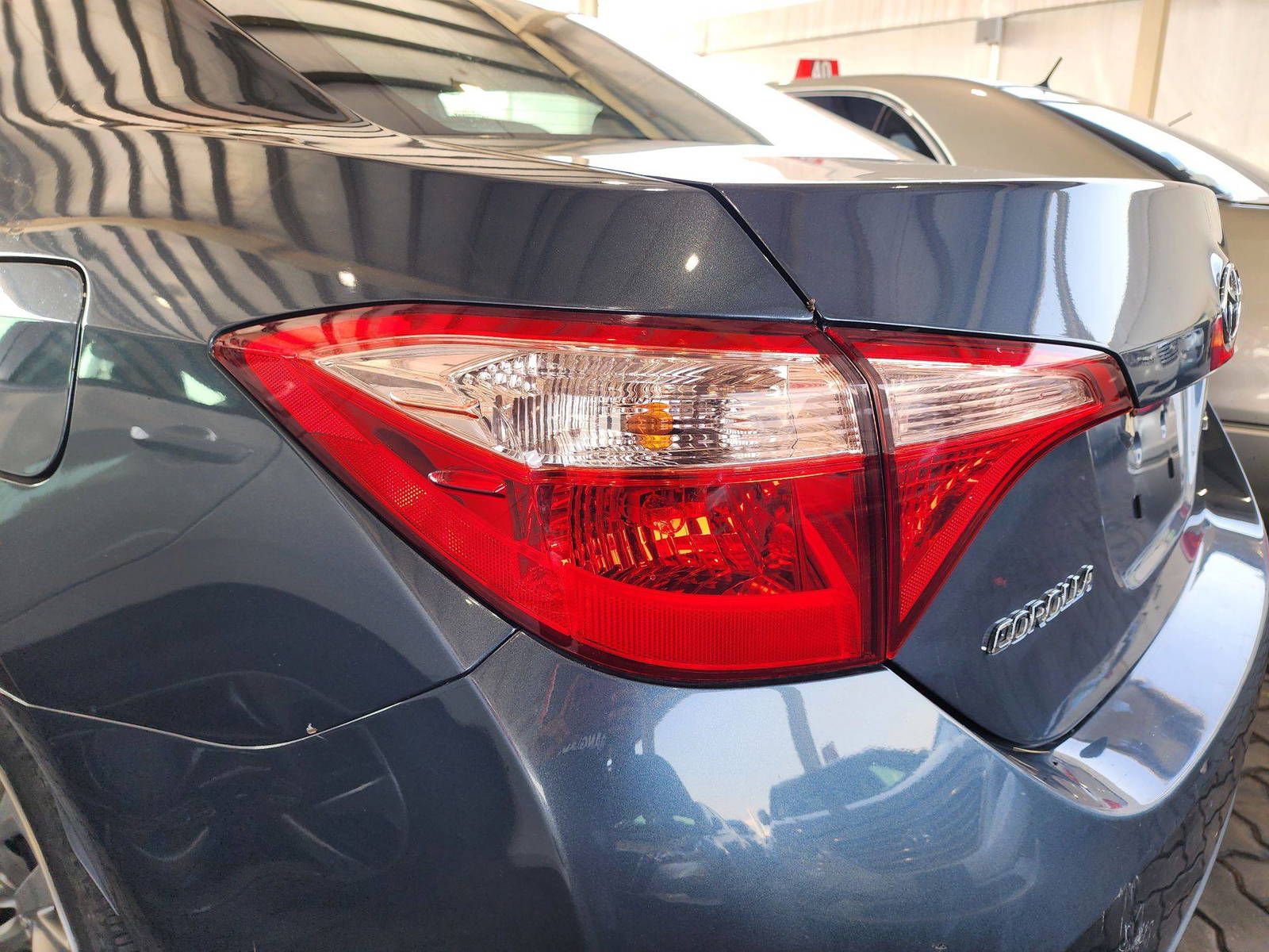 2018 TOYOTA COROLLA — 89456 Miles — Lot 42985994 — Souq - Marhaba Auctions Used Cars - Image 10