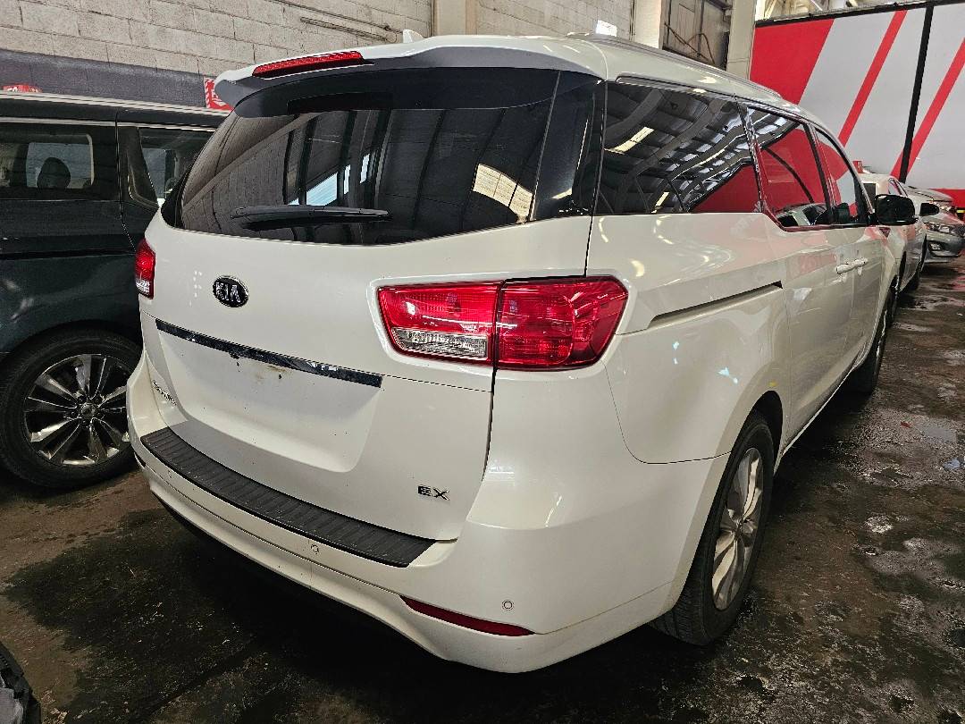 KIA SEDONA