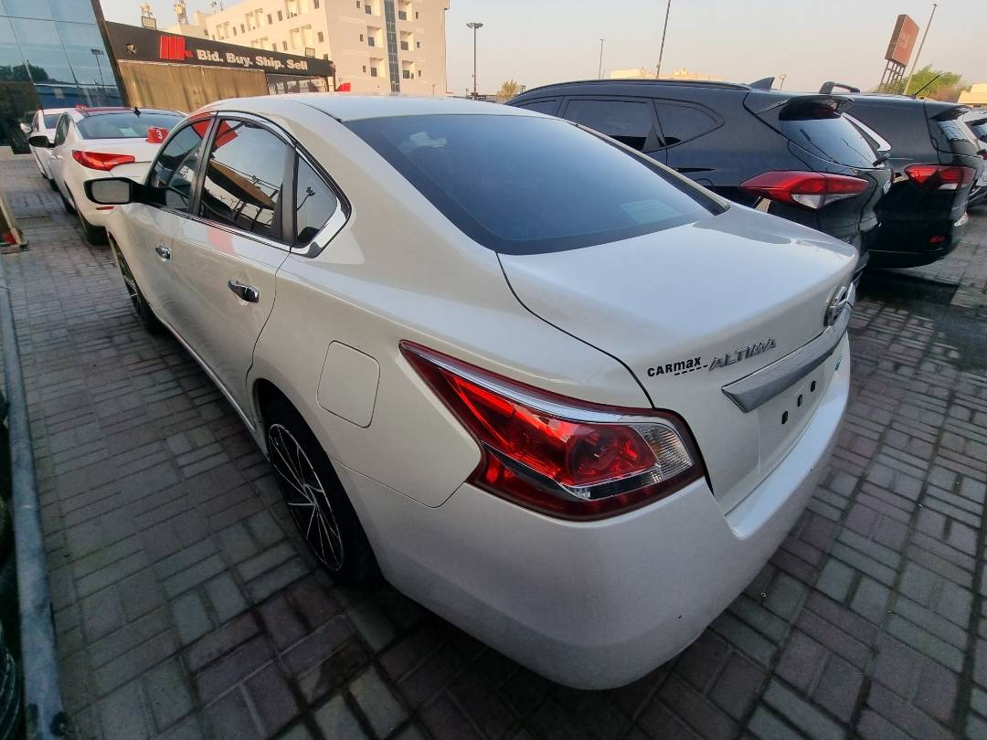 2013 NISSAN ALTIMA — 201609 Miles — Lot 214587 — Ind. 12 - Marhaba Auctions Used Cars - Image 5