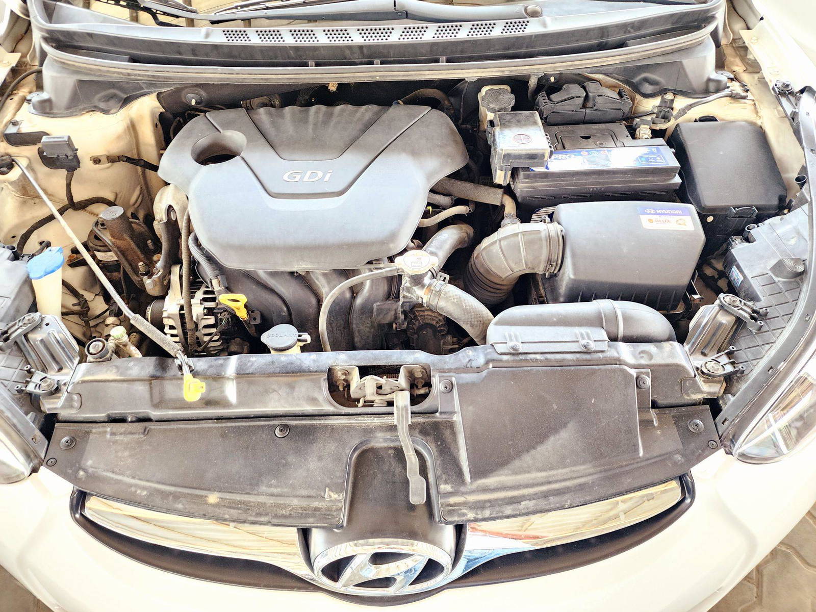2012 HYUNDAI AVANTE — 256685 KM — Lot 560097 — Ind. 12 - Marhaba Auctions Used Cars - Image 11