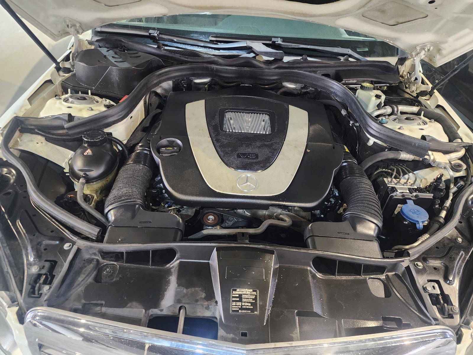 MERCEDES BENZ E 350 2011 - Marhaba Auction Used Cars - Image 7