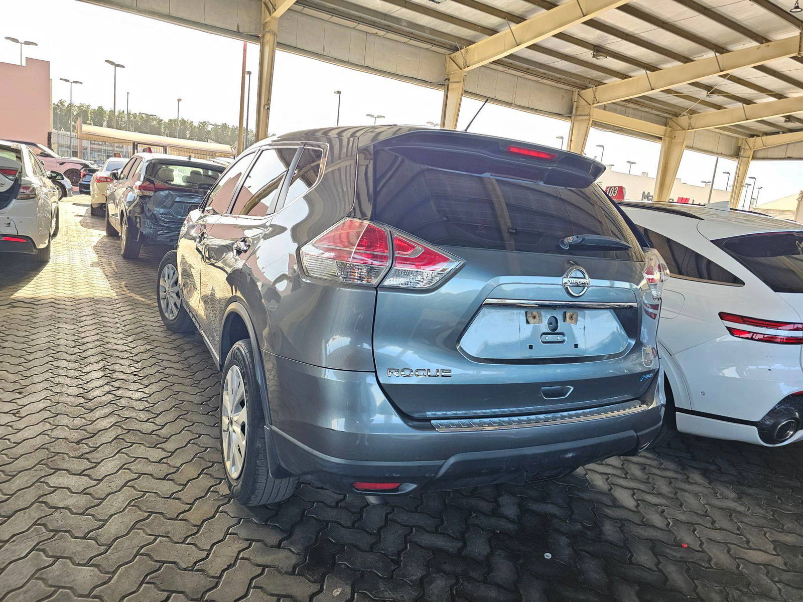 2014 NISSAN ROGUE — 133238 Miles — Lot C798920 — Souq - Marhaba Auctions Used Cars - Image 4