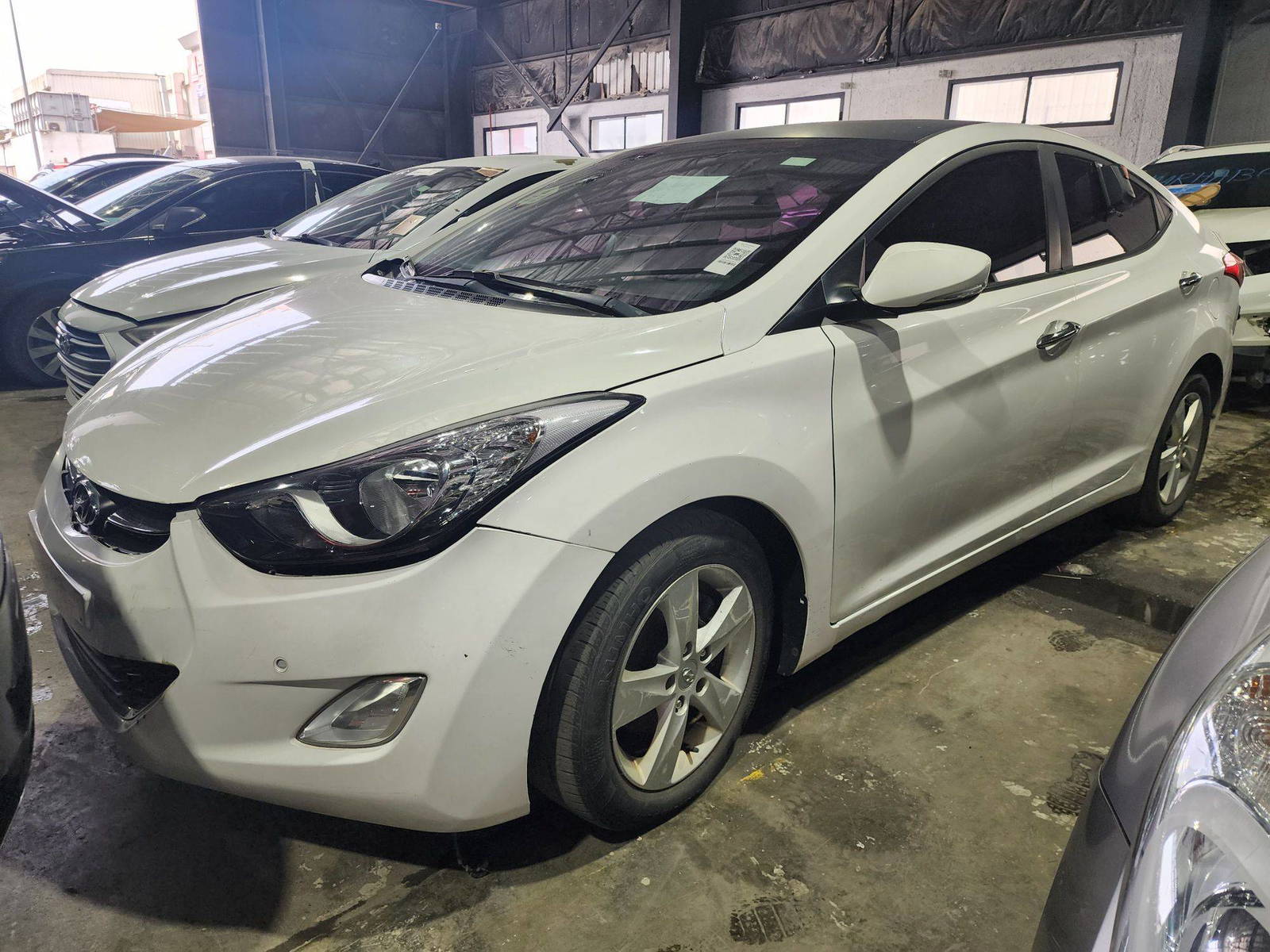 2011 HYUNDAI AVANTE — 121941 KM — Lot 092918 — Main - Marhaba Auctions Used Cars - Image 6