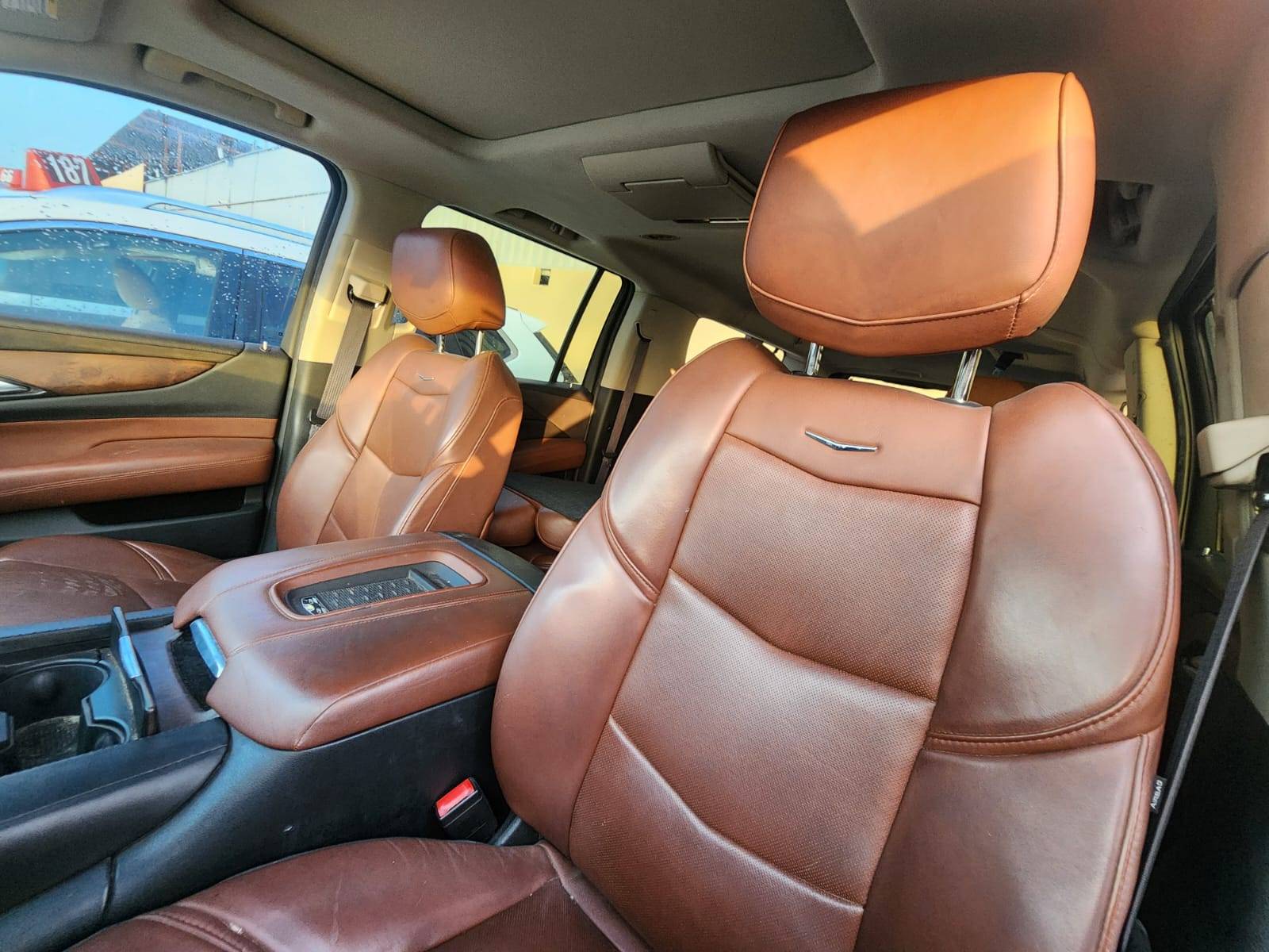 2015 CADILLAC ESCALADE — 111573 Miles — Lot J8FR582531 - Marhaba Auctions Used Cars - Image 7