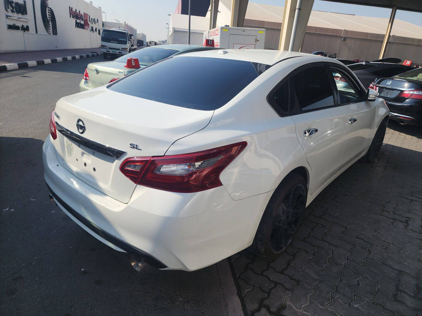 2018 NISSAN ALTIMA — 89270 Miles — Lot 68096483 - Marhaba Auctions Used Cars - Image 5
