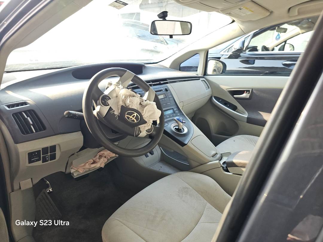 2010 TOYOTA PRIUS — 180809 Miles — Lot A5197622 — Ind. 12 - Marhaba Auctions Used Cars - Image 9