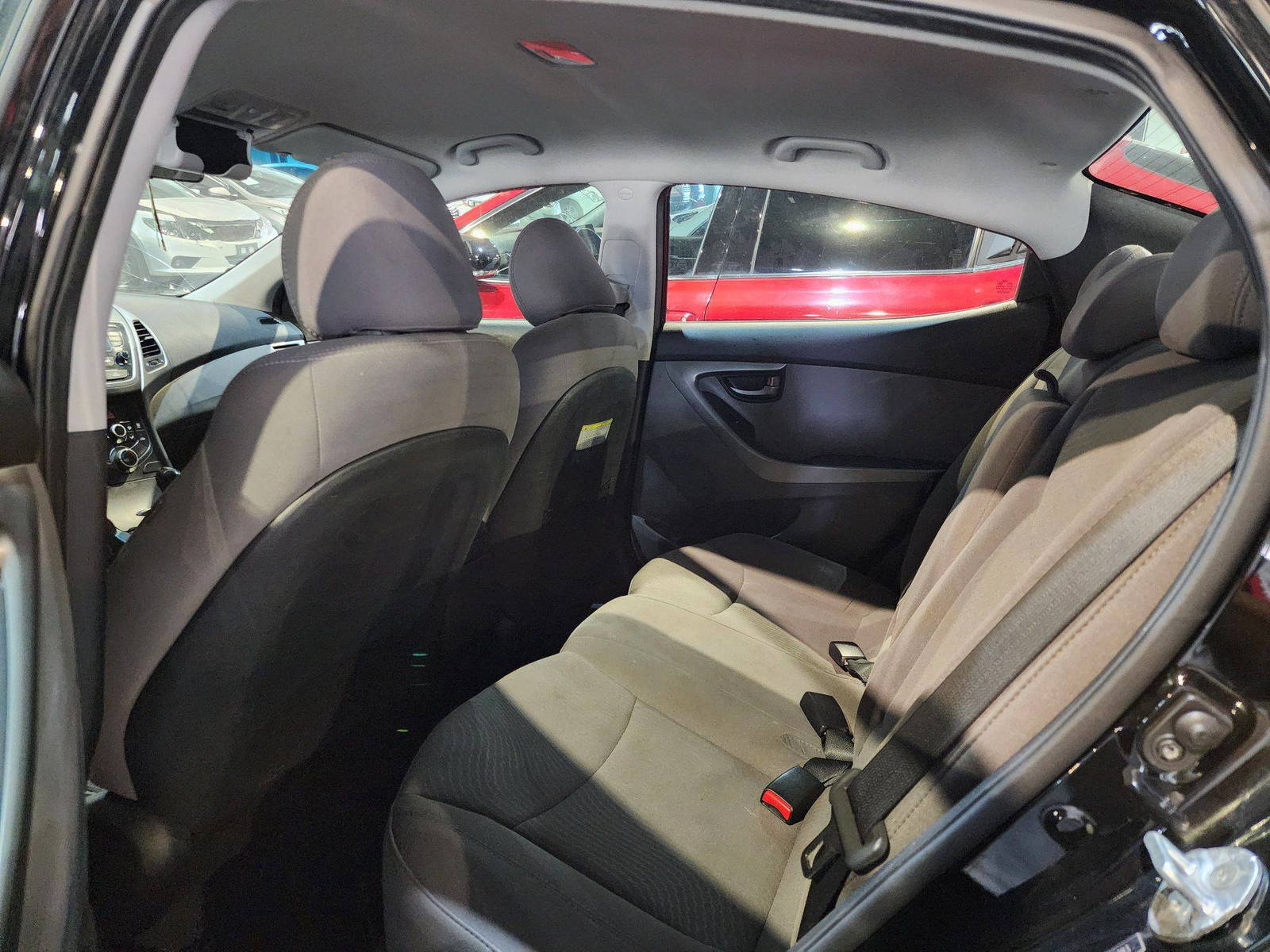 2014 HYUNDAI ELANTRA — 121271 Miles — Lot 414926 — Al Quoz - Marhaba Auctions Used Cars - Image 7