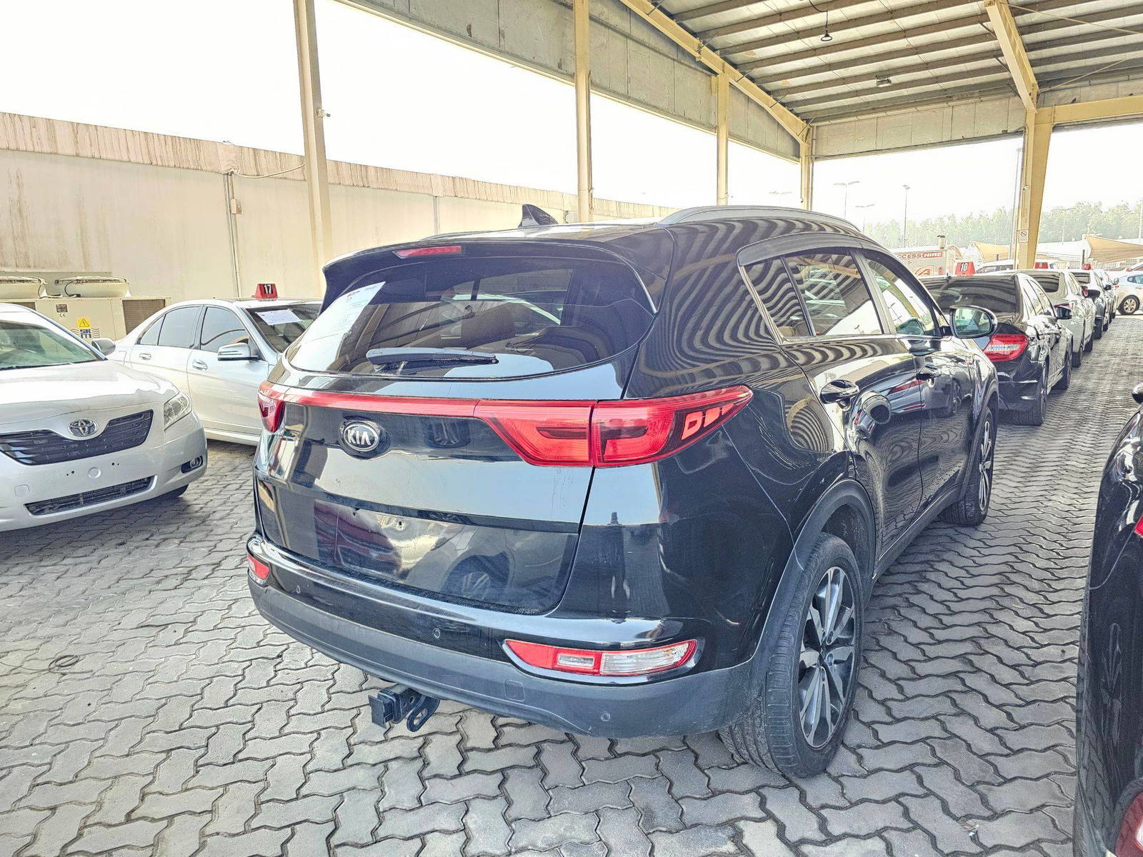 2017 KIA SPORTAGE — 129162 Miles — Lot H7062621 — Souq - Marhaba Auctions Used Cars - Image 3