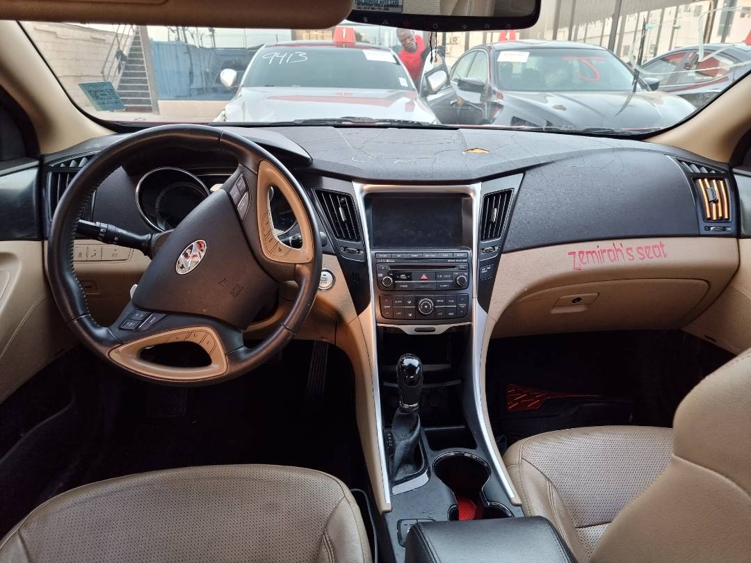2014 HYUNDAI SONATA — 151795 Miles — Lot 215487 — Ind. 12 - Marhaba Auctions Used Cars - Image 7