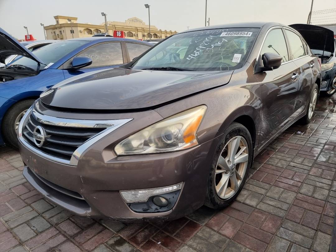 2013 NISSAN ALTIMA — 156232 Miles — Lot 125487 — Souq - Marhaba Auctions Used Cars - Image 5