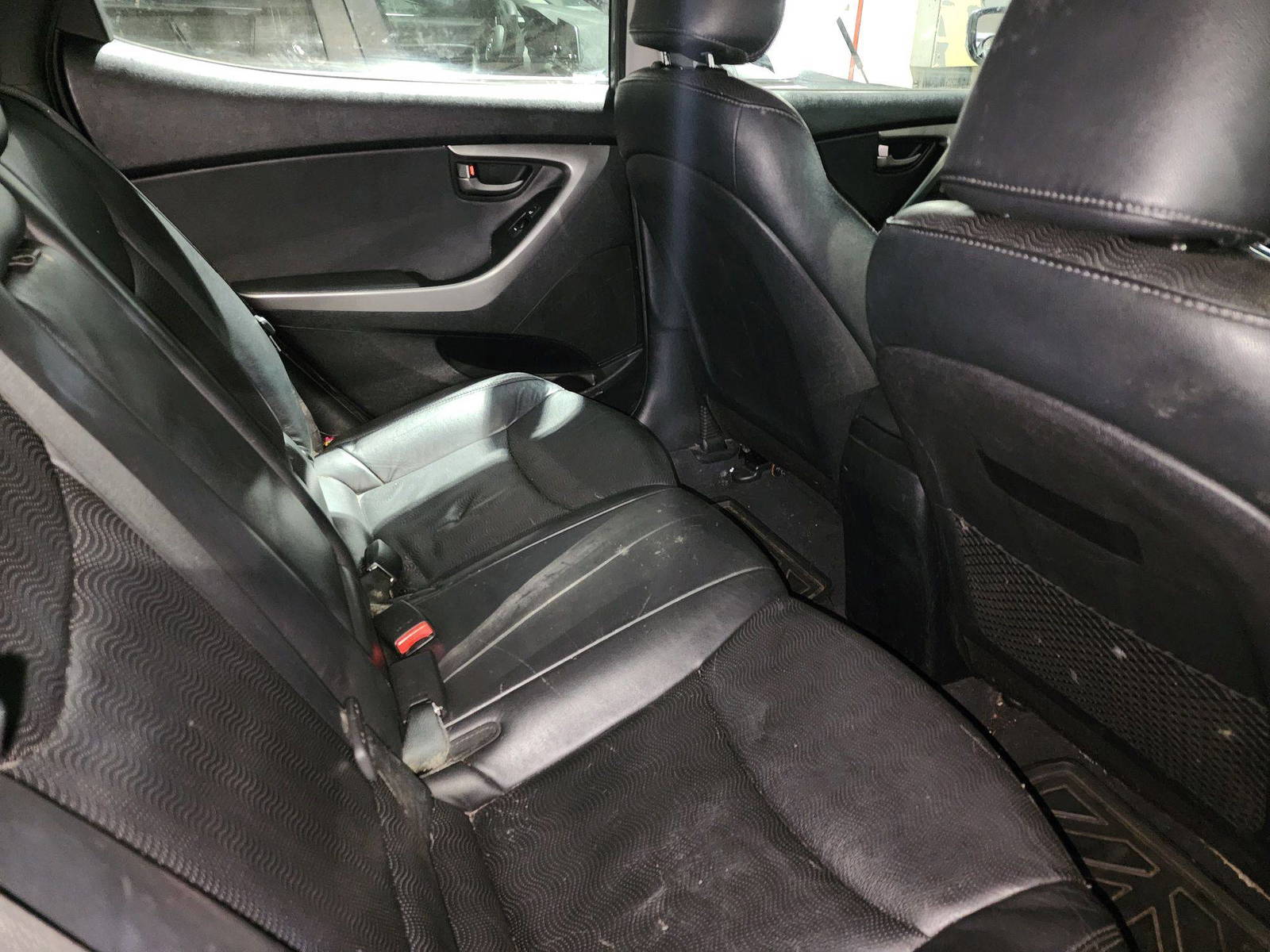2013 HYUNDAI ELANTRA — 184417 Miles — Lot 81648483 - Marhaba Auctions Used Cars - Image 5
