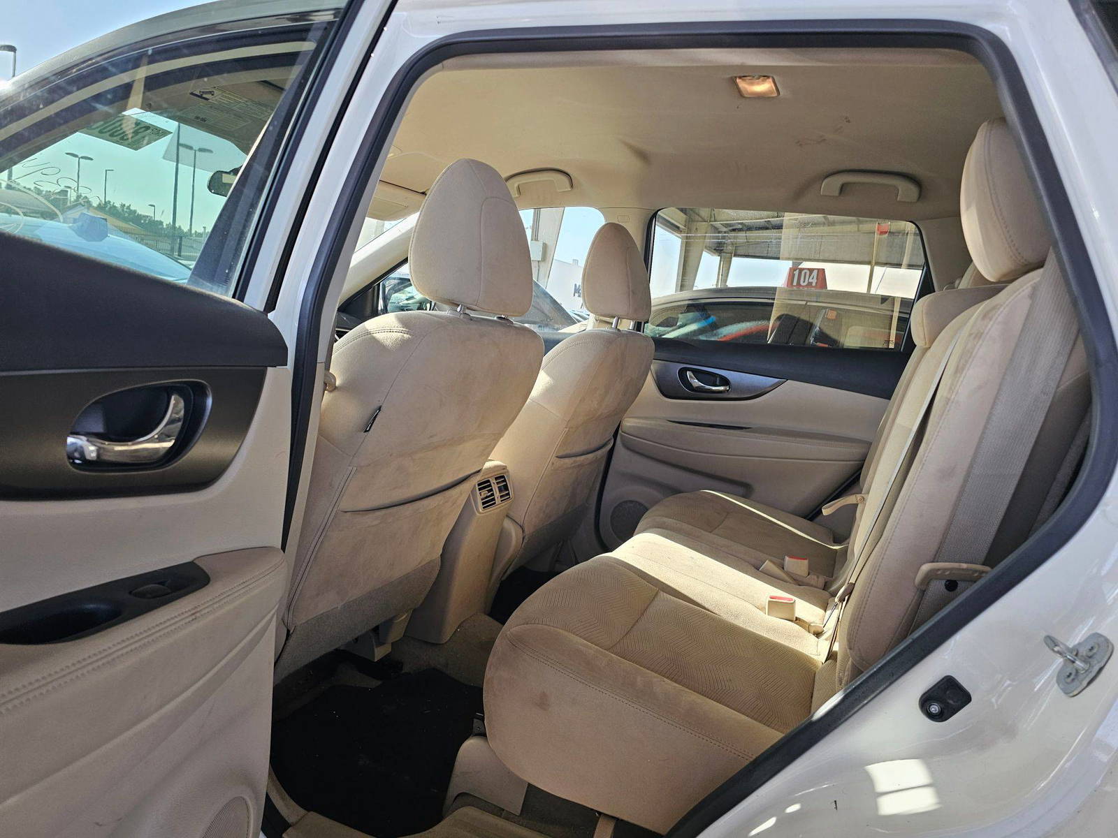 2015 NISSAN ROGUE — 207819 Miles — Lot K8FC783946 — Souq - Marhaba Auctions Used Cars - Image 6