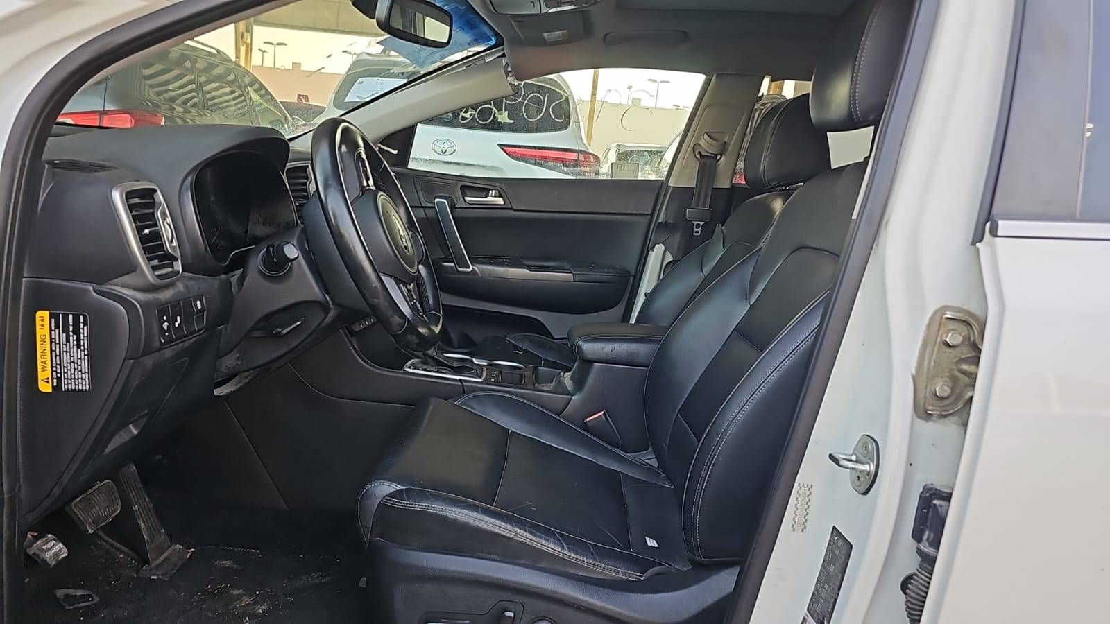 2017 KIA SPORTAGE — 112321 Miles — Lot H7161381 — Souq - Marhaba Auctions Used Cars - Image 6