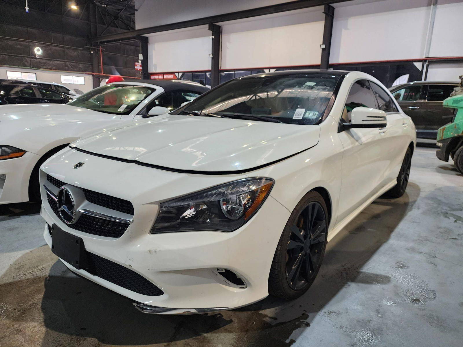 2018 MERCEDES BENZ CLA 250 — 69660 Miles — Lot 39535612 — Al Quoz - Marhaba Auctions Used Cars - Image 5