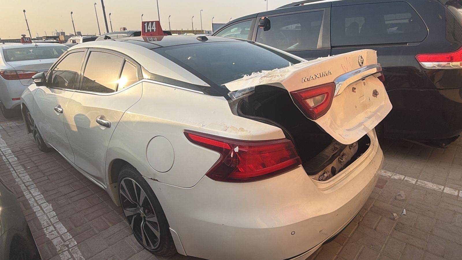 2018 NISSAN MAXIMA — 111174 Miles — Lot C373630 - Marhaba Auctions Used Cars - Image 3