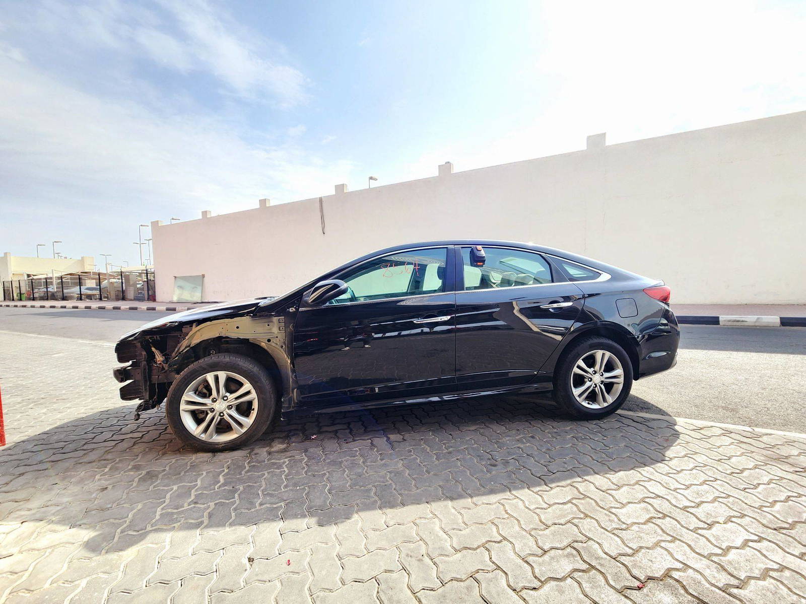 2018 HYUNDAI SONATA — 73740 Miles — Lot 620531 — Souq - Marhaba Auctions Used Cars - Image 4