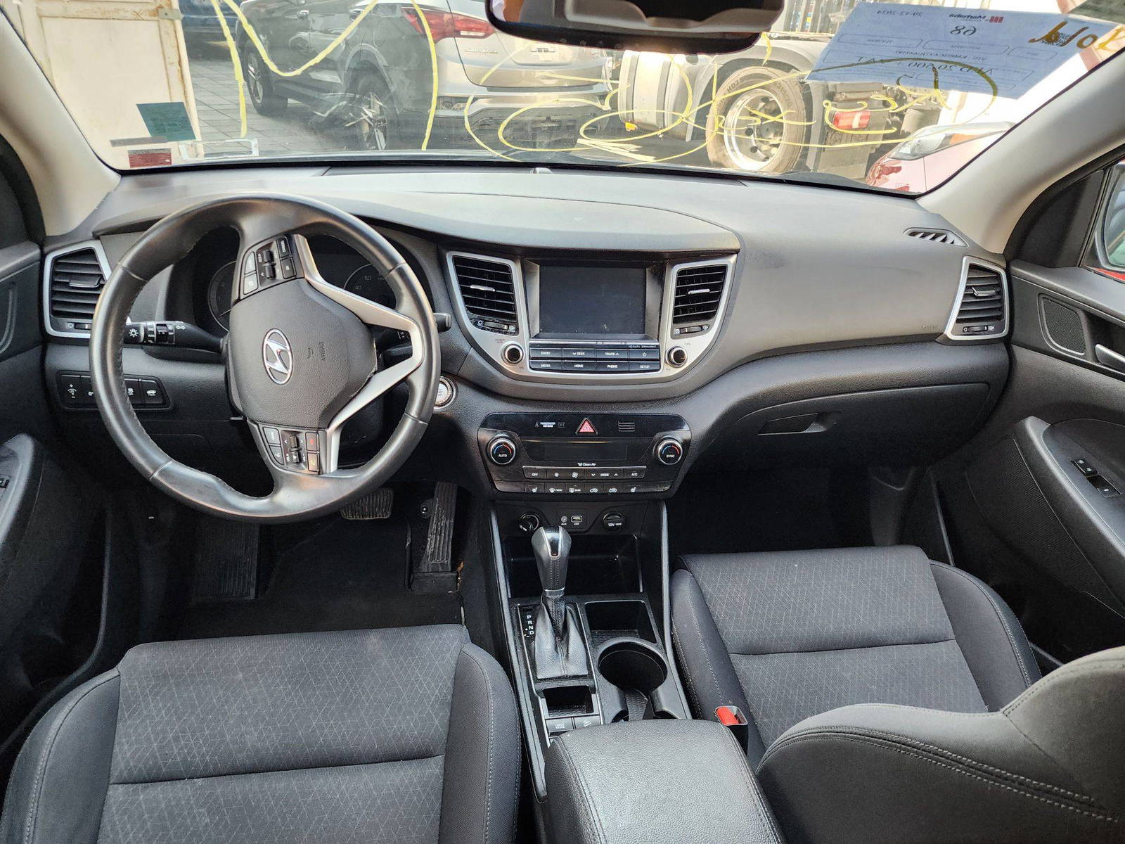 2018 HYUNDAI TUCSON — 131861 Miles — Lot 42587 — Al Quoz - Marhaba Auctions Used Cars - Image 6
