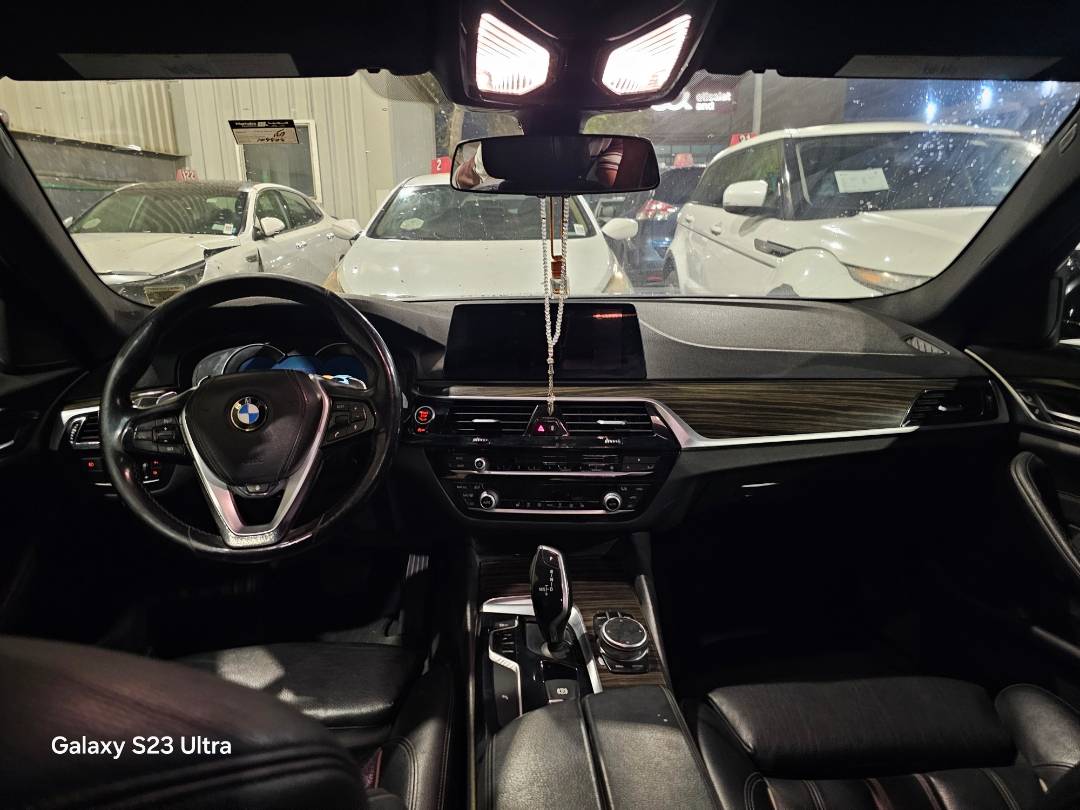 2018 BMW 530i — 104404 Miles — Lot 4JWC75967 — Main - Marhaba Auctions Used Cars - Image 9