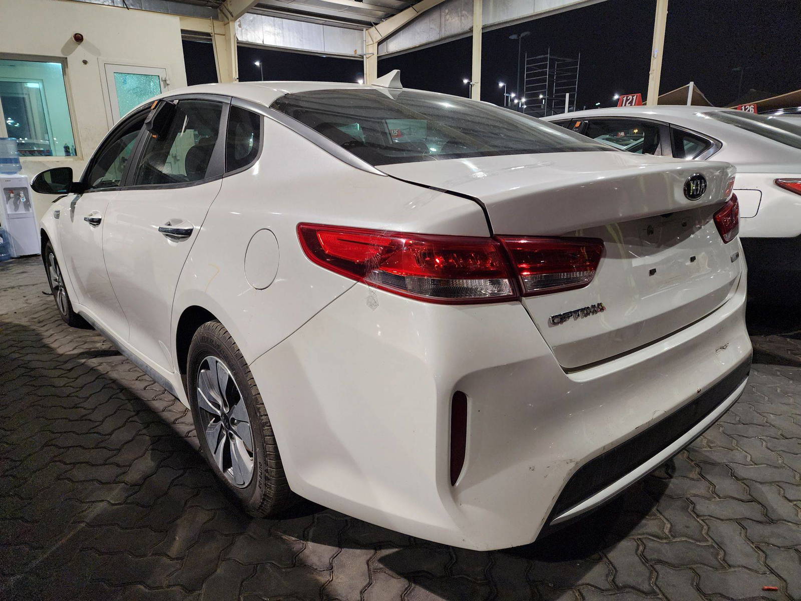 2017 KIA OPTIMA — 138304 Miles — Lot 67699373 — Souq - Marhaba Auctions Used Cars - Image 3