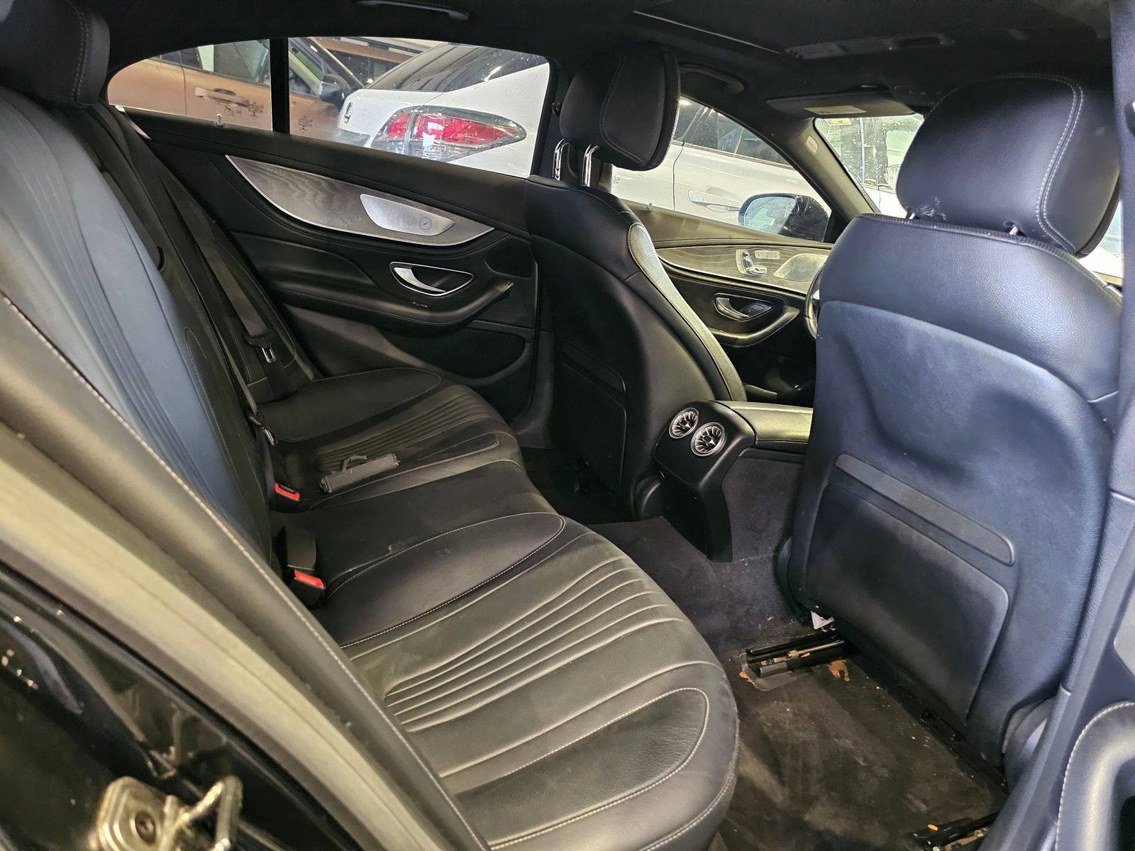 2019 MERCEDES BENZ CLS 450 — 100711 Miles — Lot KA019567 — Main - Marhaba Auctions Used Cars - Image 7
