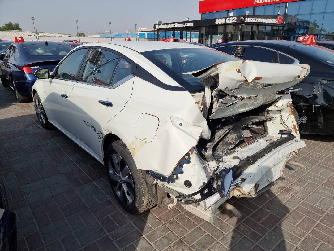 2021 NISSAN ALTIMA — 74534 Miles — Lot 215487 — Ind. 12 - Marhaba Auctions Used Cars - Image 4