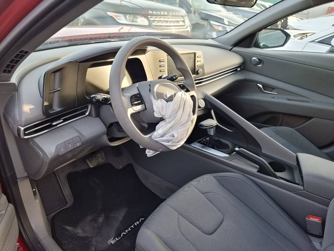 2024 HYUNDAI ELANTRA — 977 Miles — Lot 125487 — Al Surrah - Marhaba Auctions Used Cars - Image 6