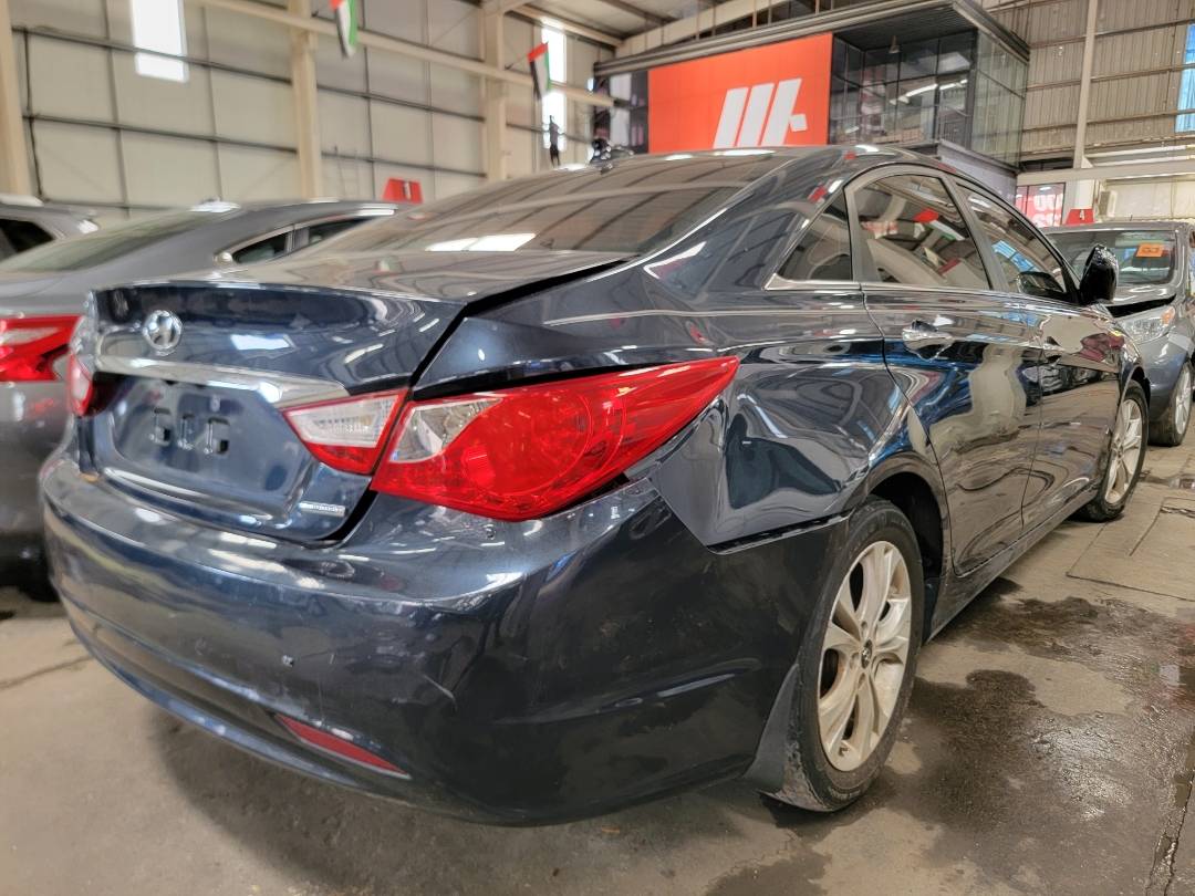 2013 HYUNDAI SONATA — 80639 Miles — Lot 43153514 - Marhaba Auctions Used Cars - Image 5